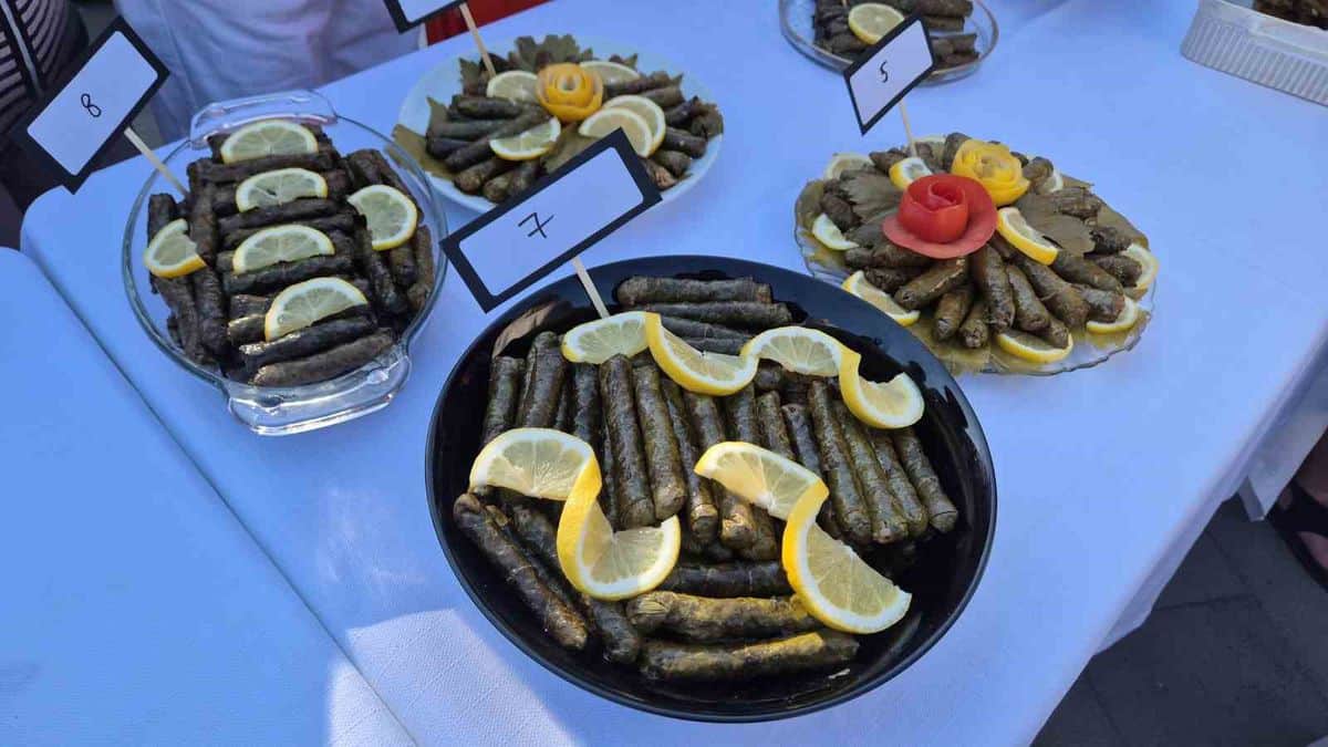 Süleymanpaşa'da Bağ Bozumu Şenliği'nde Sarma ve Tatlı Yarışması
