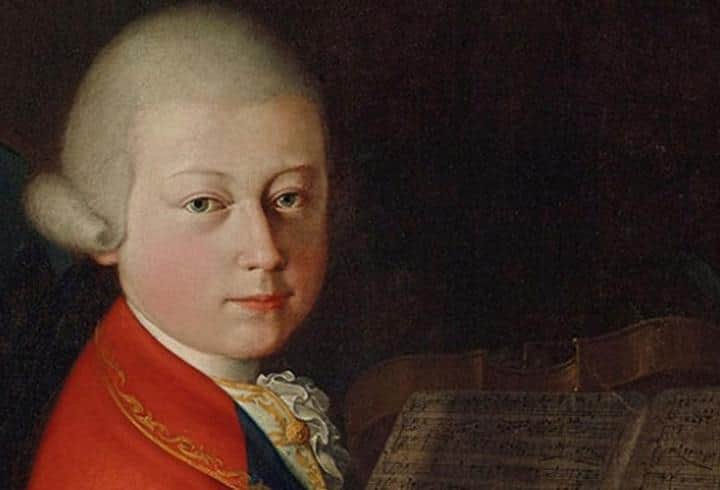 Hologram sanatla buluşuyor: Mozart yüzyıllar sonra yeniden sahnede!