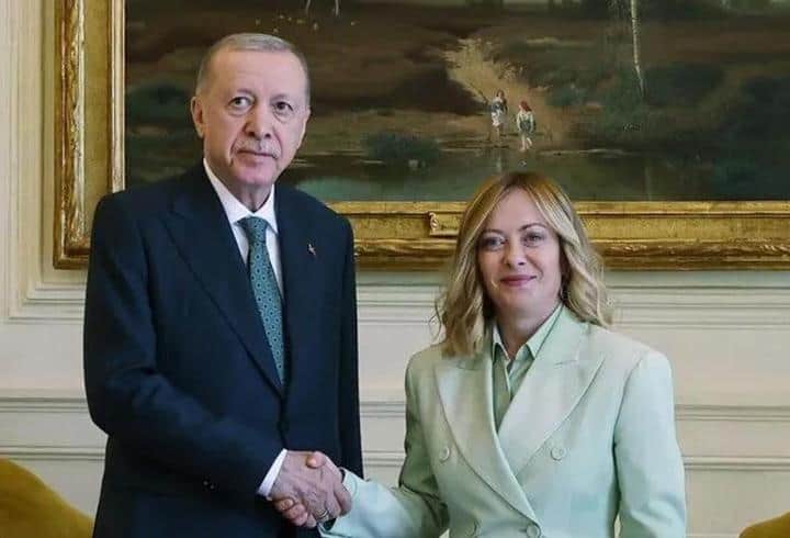 Cumhurbaşkanı Erdoğan tebrik etti, Meloni'den cevap geldi