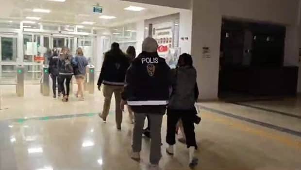 Antalya merkezli 3 ilde ‘fuhşa aracılık’ operasyonu: 6 tutuklama
