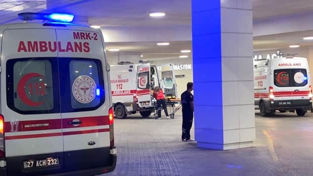 Husumetli iki grup arasında silahlı kavga: 2 ölü, 3 yaralı