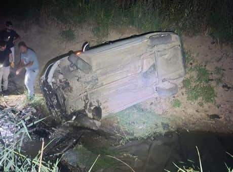 Manisa’da uyuşturucu şüphelileri polisten kaçarken kaza yaptı: 3 yaralı