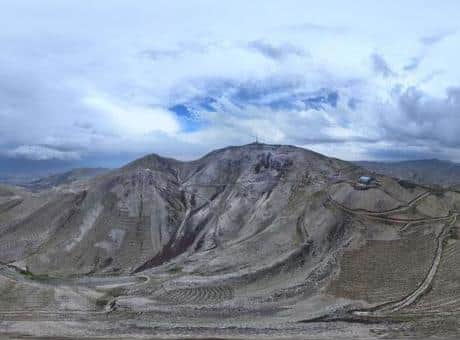 Ağustos ayında Erzurum’da şaşırtan görüntü! Palandöken beyaza büründü