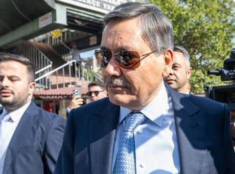 Son dakika... Melih Gökçek'in oğlu Ahmet Gökçek ile gelini Hülya Gökçek ifadeye çağrıldı