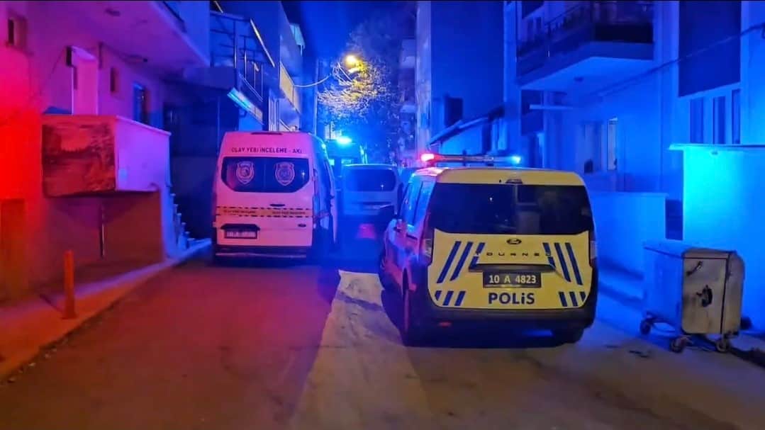 Kardeşlerin bıçaklı kavgası. 1 ölü, 1 yaralı