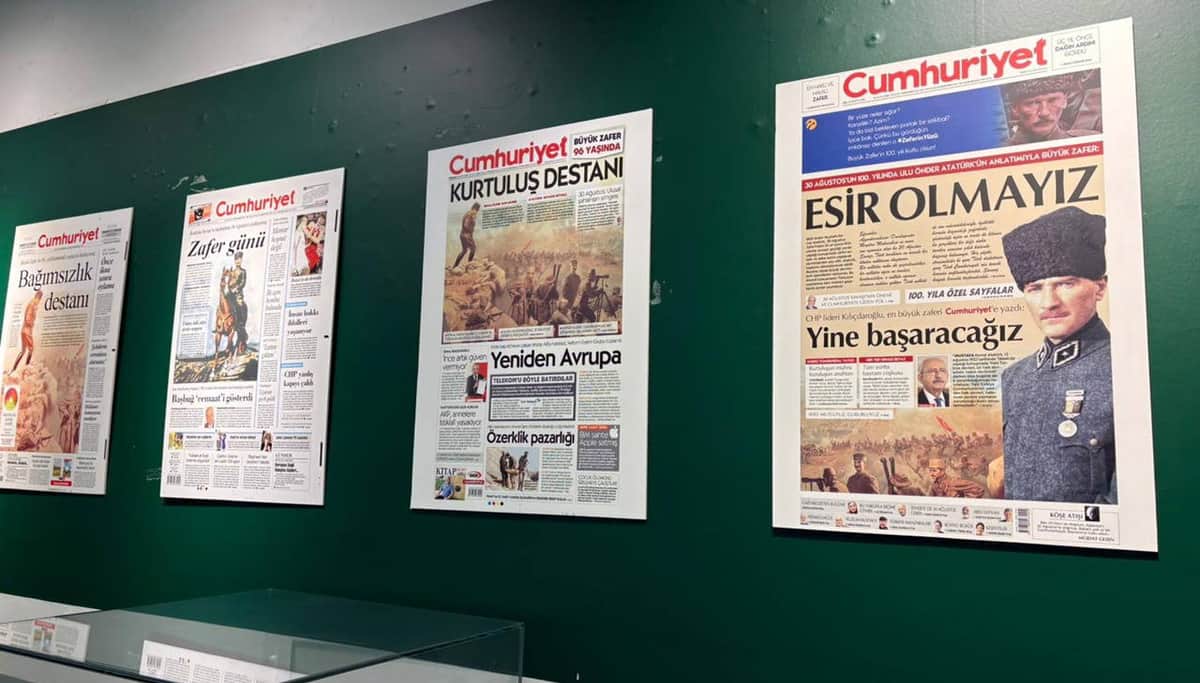 'Zafere Giden Yol' sergisi açıldı