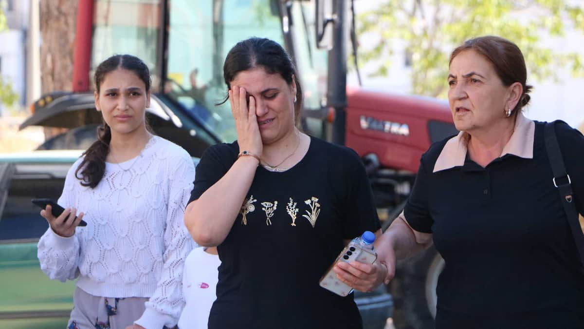 Banyoda yangın çıktı: Çamaşır makinesi yanan kadın, gözyaşlarına boğuldu