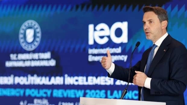 Bakan Bayraktar: Yeni dönemde elektrikleşmeye yüzde 100 inanıyoruz