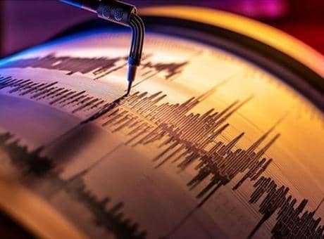 Japonya'da 5,8 büyüklüğünde deprem