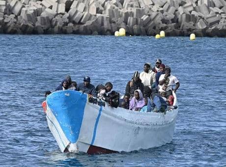 Moritanya açıklarında 160'ı aşkın göçmen kurtarıldı