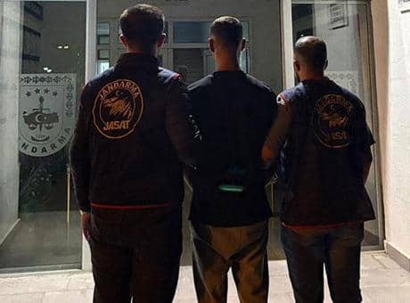 Kayseri'de uyuşturucudan 19 yıl hapis cezasıyla aranan firari hükümlü yakalandı