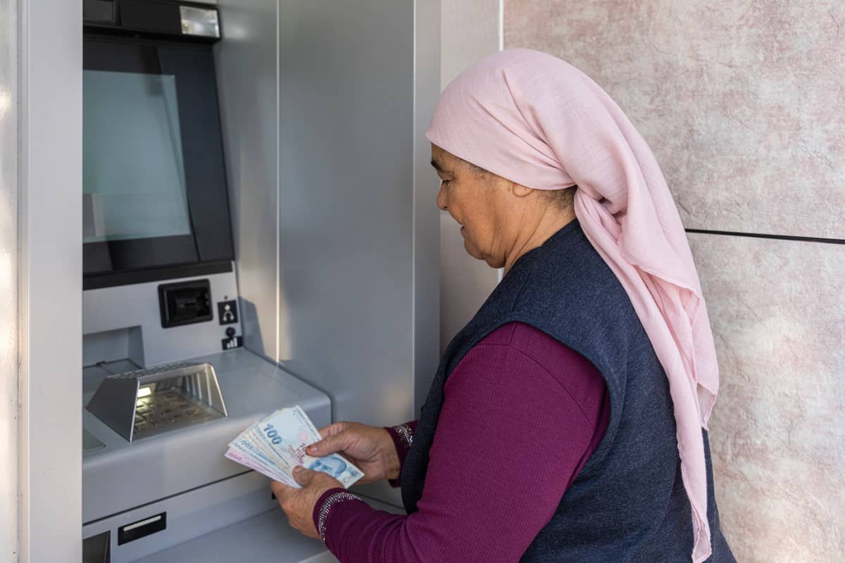 Emekli maaşı ödemeleri ne zaman yatacak? SGK, Bağ-Kur, Emekli Sandığı maaş ödemeleri başladı