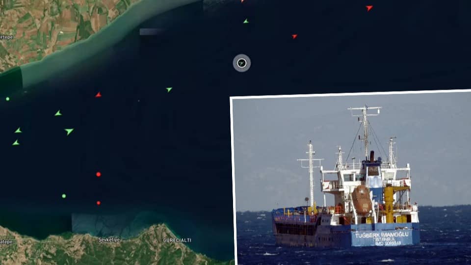 Marmara'da iki ticari gemi çarpıştı. 10 kişi ile irtibat kurulamıyor