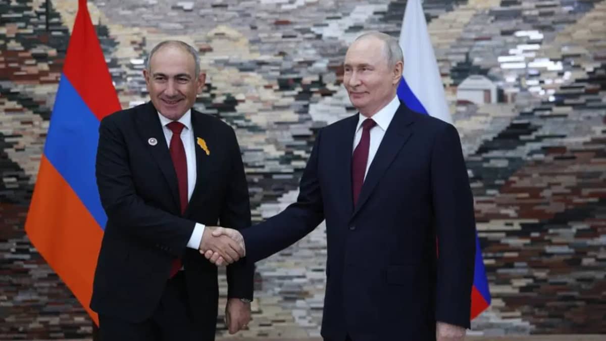 Putin'den Paşinyan'a 'AB' çağrısı: 'Bu kararı mümkün olan en kısa sürede verin'
