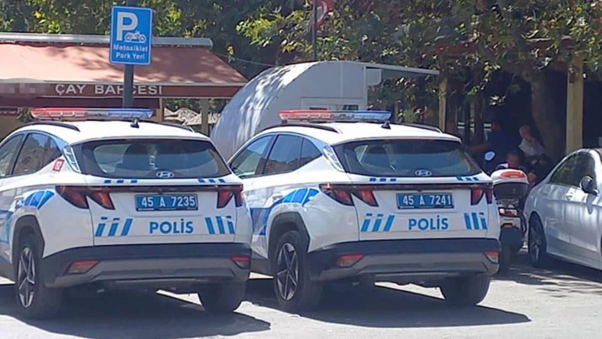 Manisa’da skandal! Çay bahçesi tuvaletinde gizli kamera bulundu