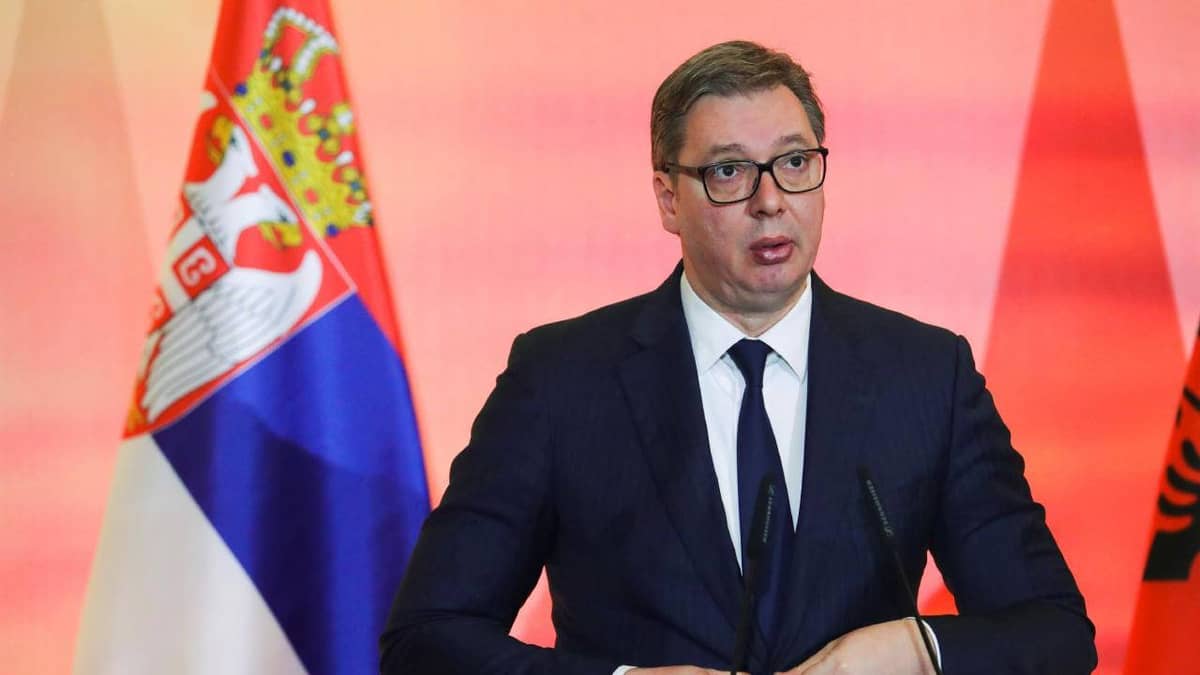 Vucic duyurdu: Sırbistan'da erken genel seçim tarihi belli oldu