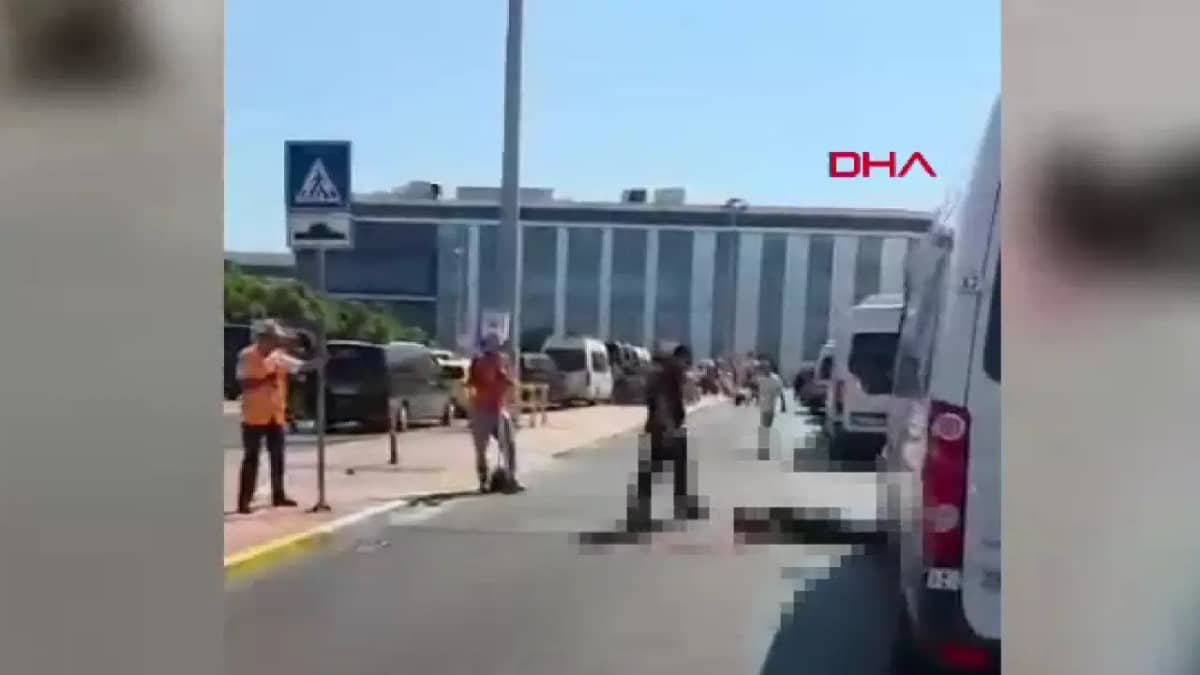 Emekli polis memuru, eşini öldürdü