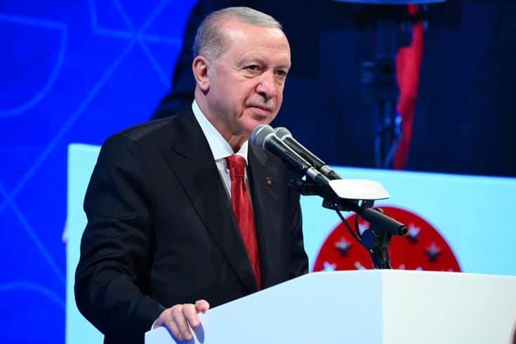 3 CHP'li belediye başkanına daha rozet takacak! Hepsi de İstanbul'dan 3 CHP'li belediye başkanına daha rozet takacak! Hepsi de İstanbul'dan