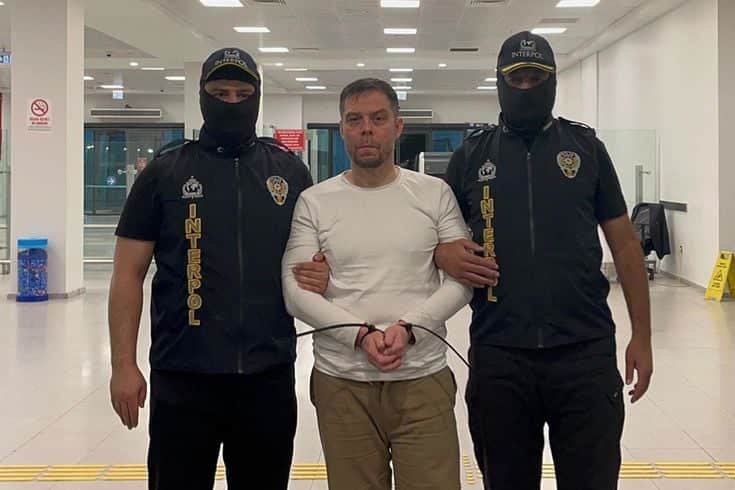 Dünyanın öbür ucundan Türkiye'ye getirilen elebaşı için karar verildi Dünyanın öbür ucundan Türkiye'ye getirilen elebaşı için karar verildi