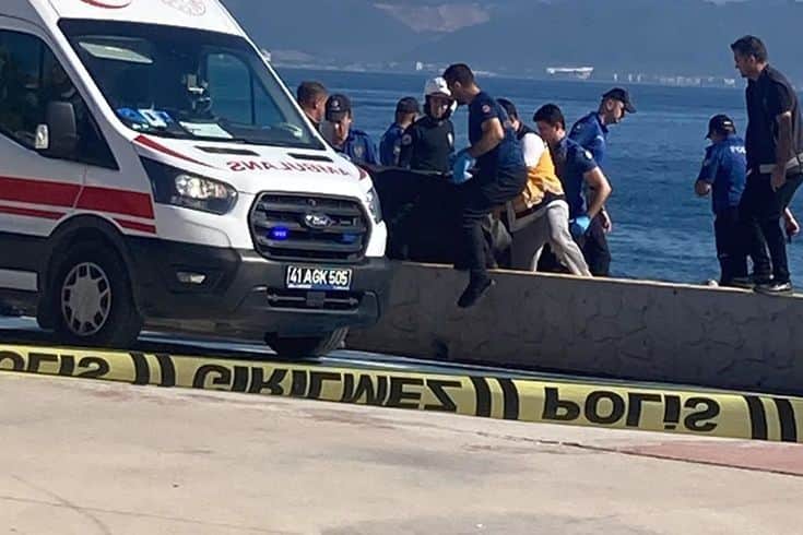 3 kardeş sahilde ölü bulundu, kayıp 4. kardeşten haber var 3 kardeş sahilde ölü bulundu, kayıp 4. kardeşten haber var