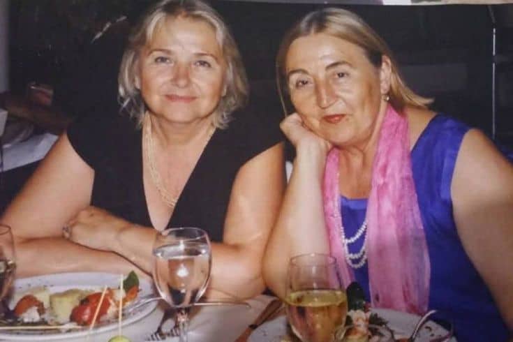 Aileyi yıkan ikinci acı! Usta ismin ölümüne kardeşi dayanamadı Aileyi yıkan ikinci acı! Usta ismin ölümüne kardeşi dayanamadı