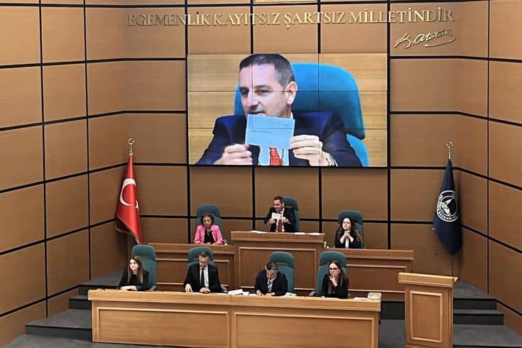 Günlerdir yapılamayan seçim başladı! İşte ilk iki tur sonuçları Günlerdir yapılamayan seçim başladı! İşte ilk iki tur sonuçları