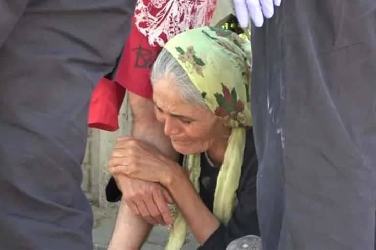 Tüyler diken diken! Öldü sandığı oğlunu karşısında görünce... Tüyler diken diken! Öldü sandığı oğlunu karşısında görünce...