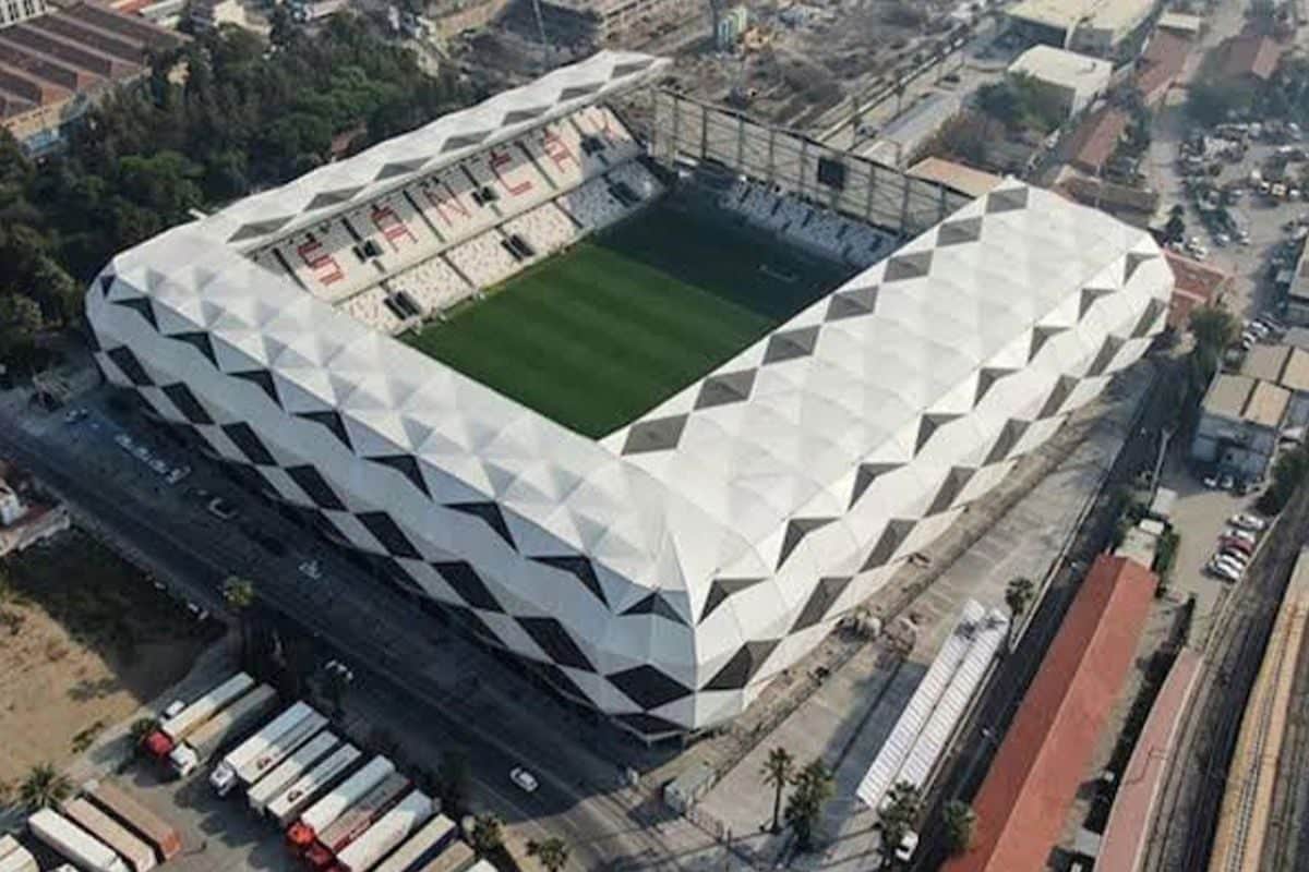 Türk futbolunun asırlık çınarına kayyum atanıyor Türk futbolunun asırlık çınarına kayyum atanıyor