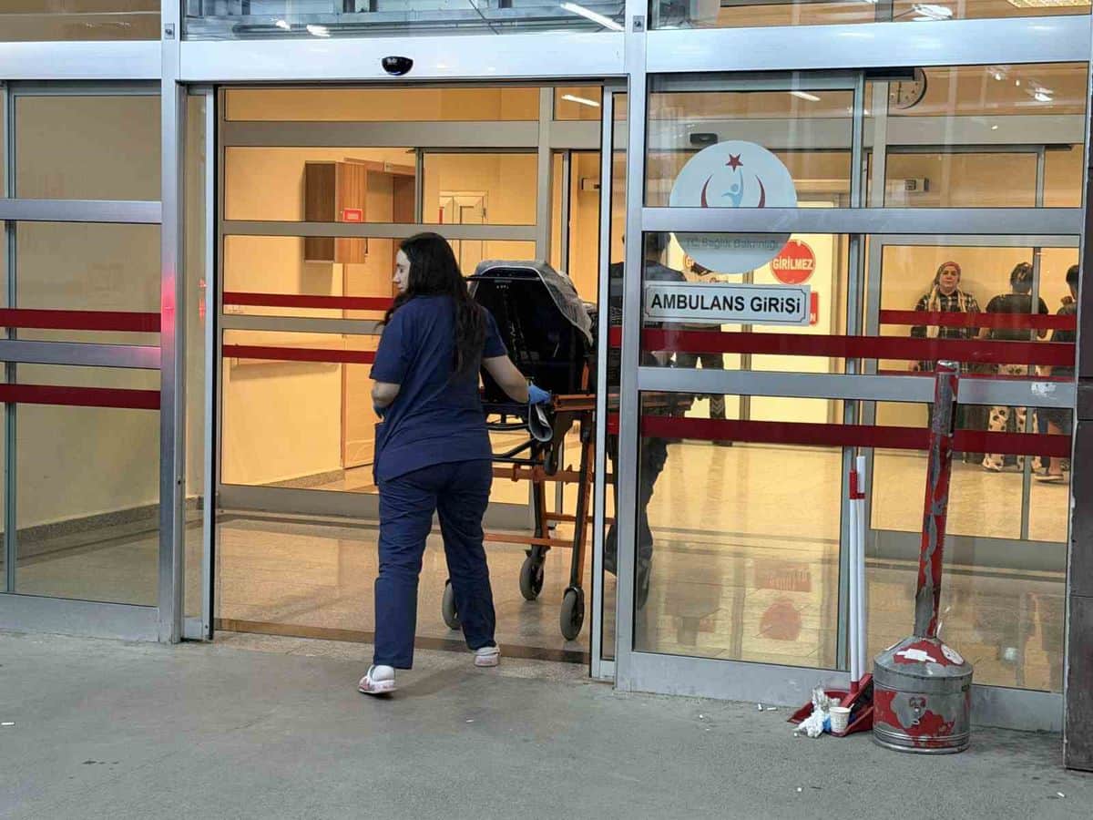 Adıyaman'da Silahlı Kavga: 3 Yaralı Adıyaman'da Silahlı Kavga: 3 Yaralı
