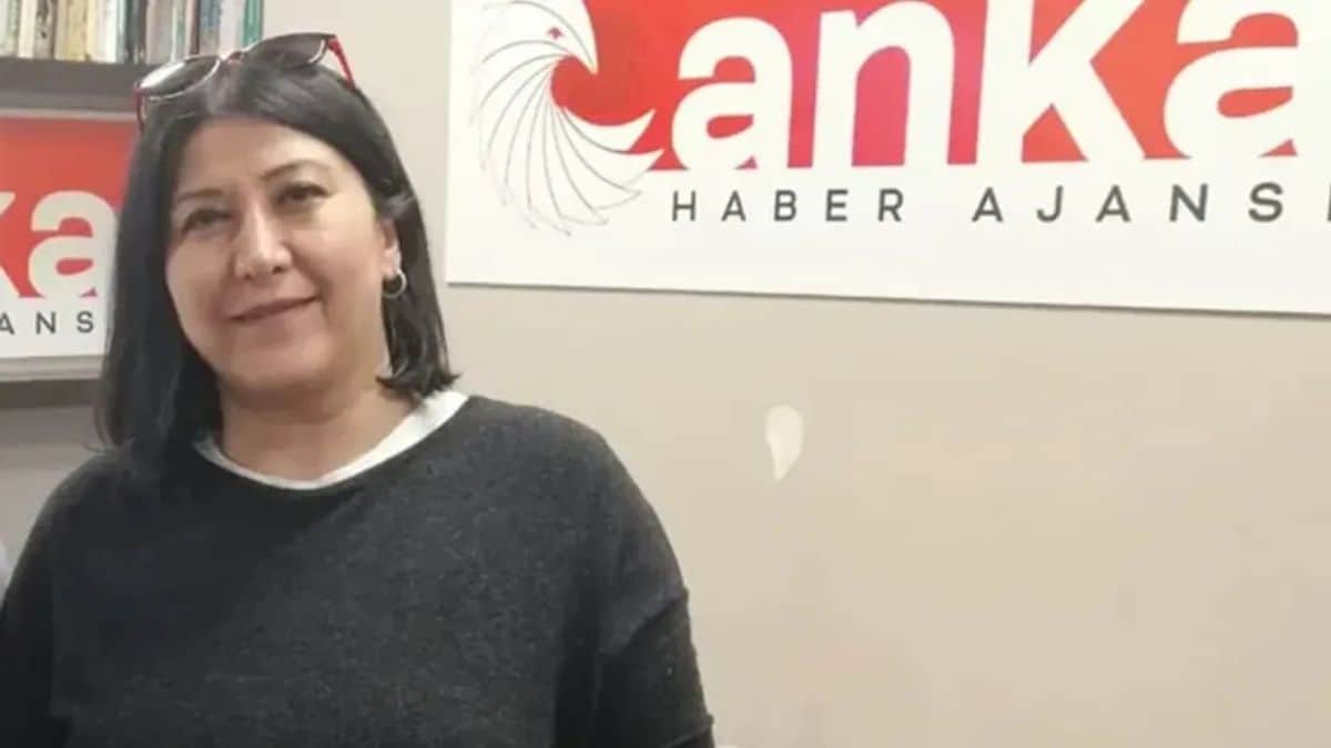 Gazeteci Dürdane Kırçuval Yunanistan'da Hayatını Kaybetti Gazeteci Dürdane Kırçuval Yunanistan'da Hayatını Kaybetti
