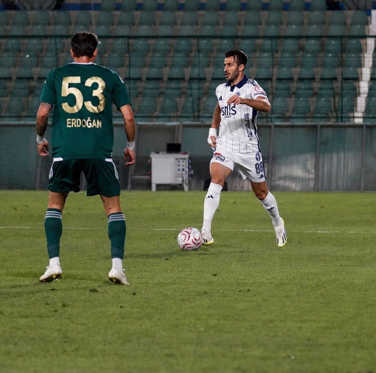 Esenler Erokspor ve Sarıyer 1-1 Berabere Kaldı Esenler Erokspor ve Sarıyer 1-1 Berabere Kaldı