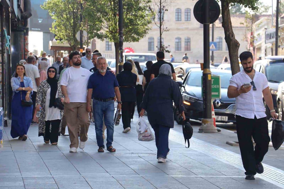 Sivas esnafı gurbetçiden umduğunu bulamadı Sivas esnafı gurbetçiden umduğunu bulamadı