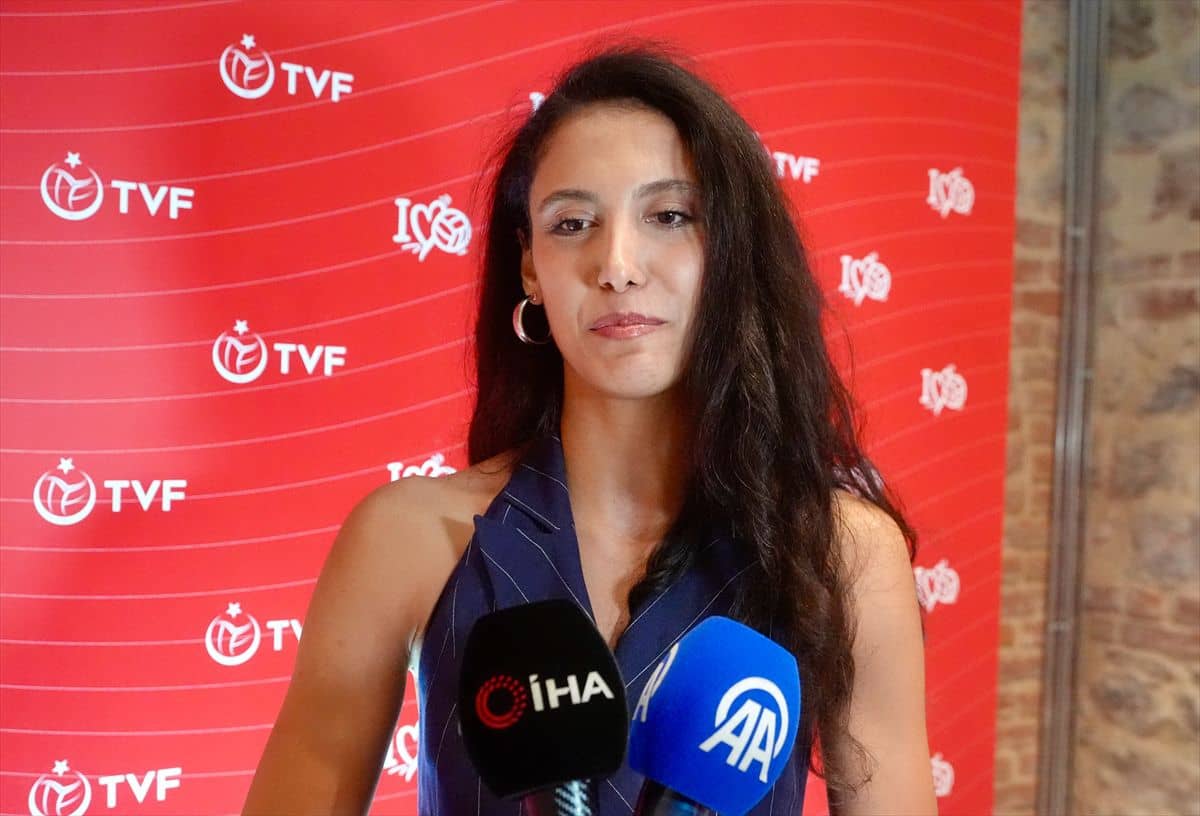 Milli Voleybolcular Avrupa Şampiyonası İçin Kupa Hedefliyor Milli Voleybolcular Avrupa Şampiyonası İçin Kupa Hedefliyor