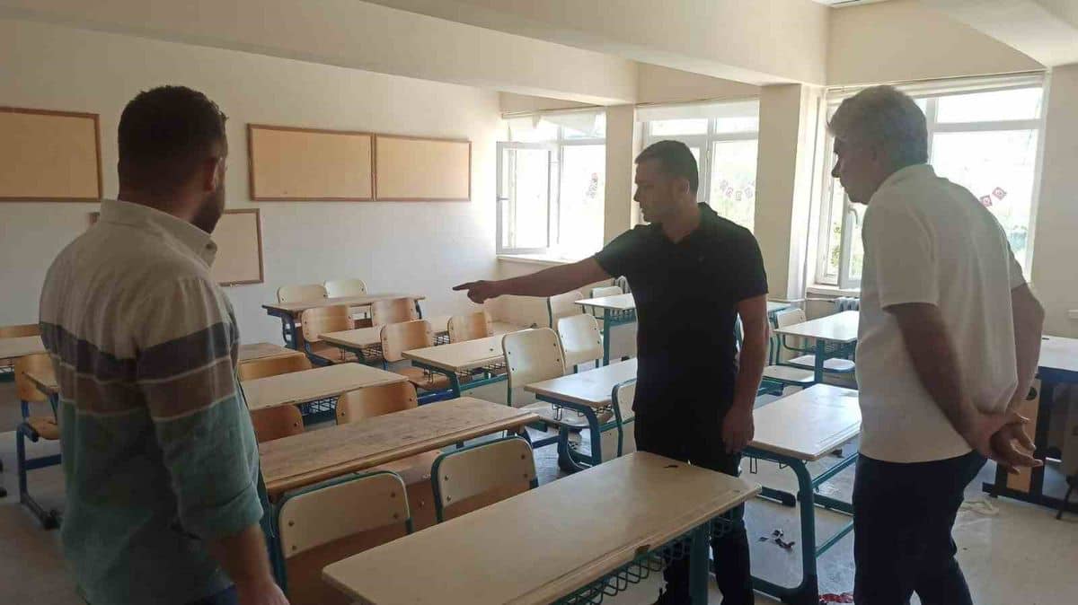 Didim’de okullar yeni eğitim öğretim yılına hazırlanıyor Didim’de okullar yeni eğitim öğretim yılına hazırlanıyor