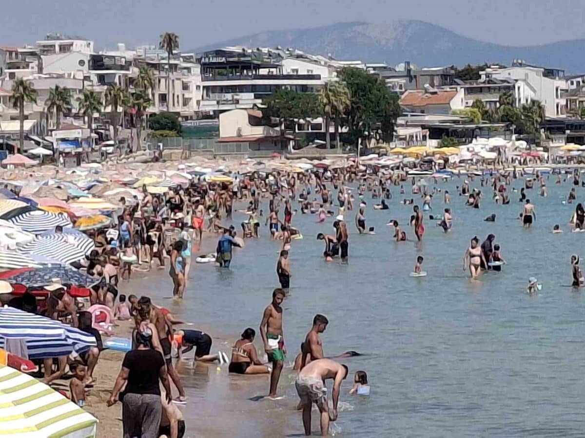 Didim’de yaz keyfi sürüyor Didim’de yaz keyfi sürüyor