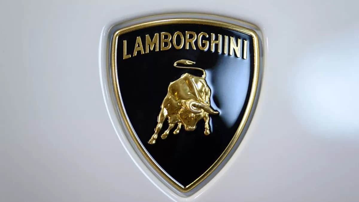 Lamborghini'nin Unutulan Efsaneleri: Tarihi Değiştiren 5 Model Lamborghini'nin Unutulan Efsaneleri: Tarihi Değiştiren 5 Model