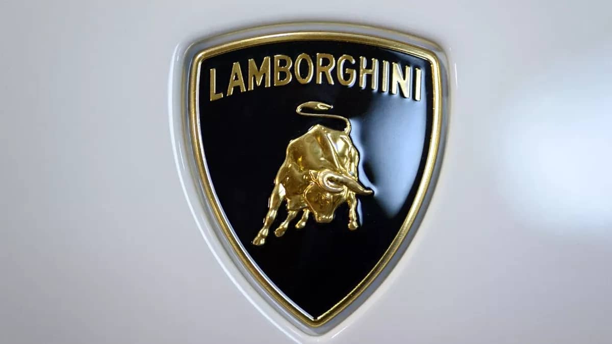 Lamborghini'nin Unutulan Efsaneleri: Tarihi Değiştiren 5 Model Lamborghini'nin Unutulan Efsaneleri: Tarihi Değiştiren 5 Model