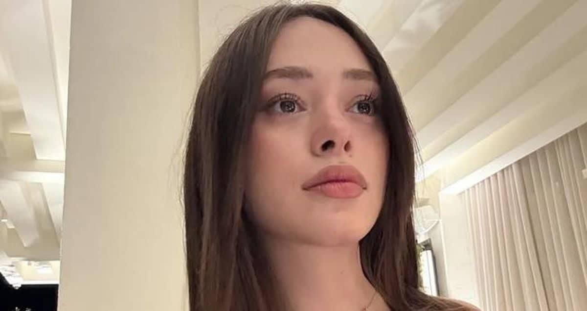 Sena Mia Kalıp kimdir? Altı Üstü İstanbul'un Melek'i Sena Mia Kalıp kaç yaşında, nereli? Sena Mia Kalıp kimdir? Altı Üstü İstanbul'un Melek'i Sena Mia Kalıp kaç yaşında, nereli?