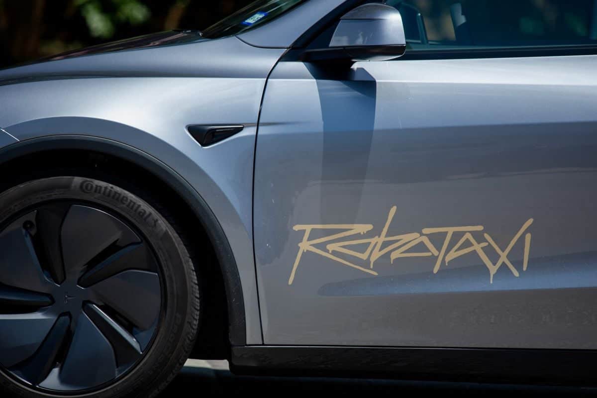 Tesla'ya Las Vegas'ta Robotaksi İzni: 5.000 Araç Talebi Reddedildi, 10 Araçla Sınırlı Başlangıç Tesla'ya Las Vegas'ta Robotaksi İzni: 5.000 Araç Talebi Reddedildi, 10 Araçla Sınırlı Başlangıç