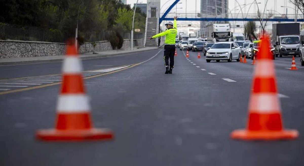 23 Ağustos 2026 kapalı yollar! İstanbul'da hangi yollar pazar günü kapalı olacak? 23 Ağustos 2026 kapalı yollar! İstanbul'da hangi yollar pazar günü kapalı olacak?