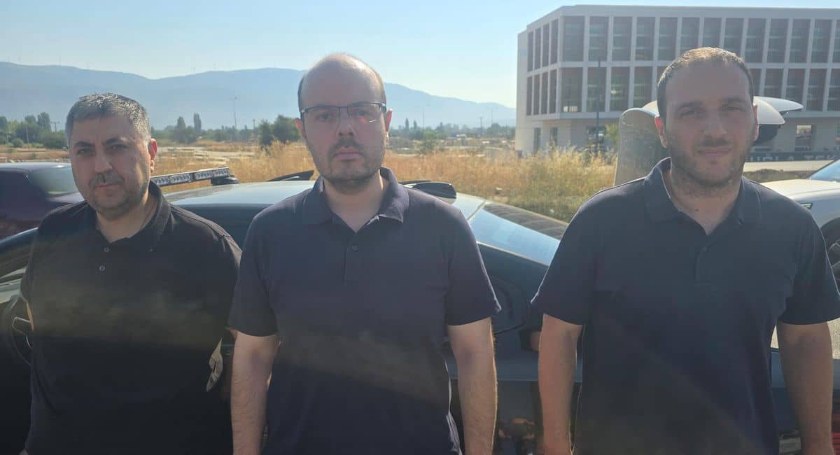 "Alihan Kuriş Suç Örgütü" soruşturması kapsamında aranan Hilmi Tuna Kuriş ve Erhan Yılmaz yakalandı "Alihan Kuriş Suç Örgütü" soruşturması kapsamında aranan Hilmi Tuna Kuriş ve Erhan Yılmaz yakalandı