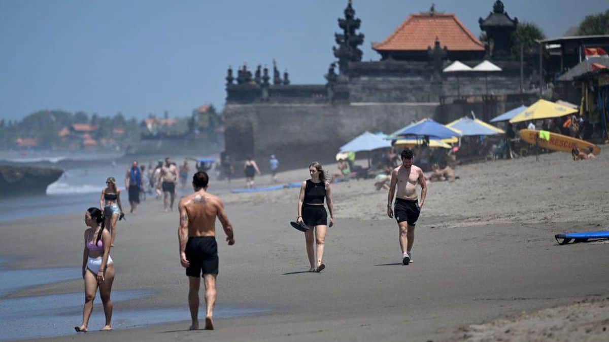 Bali'de kutsal güne hakaret eden turiste hapis cezası Bali'de kutsal güne hakaret eden turiste hapis cezası