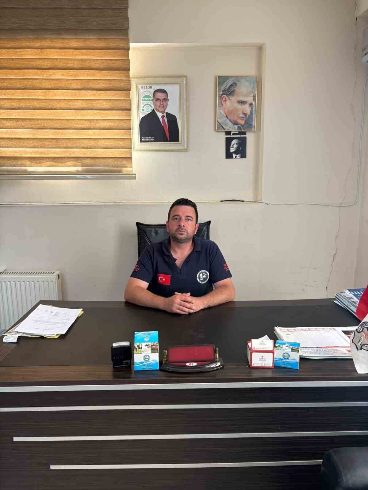 Karacabey Kunduracı Saraç ve Benzerleri Esnaf Oda Başkanlığına Şükrü Yalnız seçildi Karacabey Kunduracı Saraç ve Benzerleri Esnaf Oda Başkanlığına Şükrü Yalnız seçildi