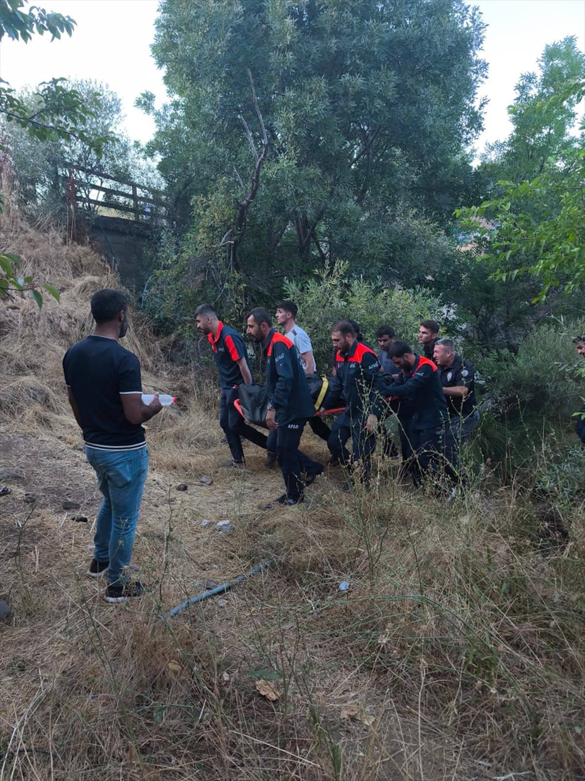 Bingöl'de Çayda Boğulma: 1 Kişi Hayatını Kaybetti Bingöl'de Çayda Boğulma: 1 Kişi Hayatını Kaybetti