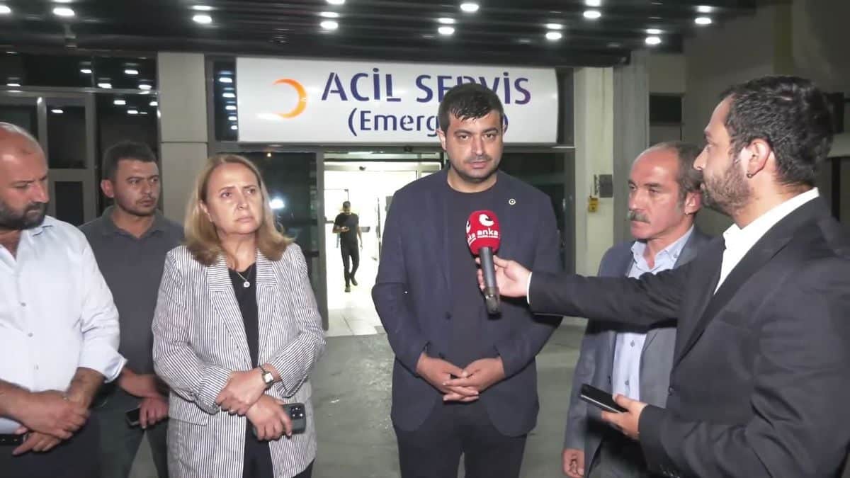 CHP heyeti Çayırhan maden kazasında yaralanan madencileri ziyaret etti: Bir ihmal varsa takipçisi olacağız CHP heyeti Çayırhan maden kazasında yaralanan madencileri ziyaret etti: Bir ihmal varsa takipçisi olacağız