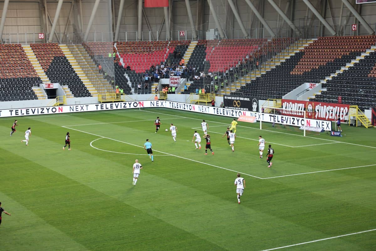 Kasımpaşa, Çorum FK’yı deplasmanda 1-0 mağlup etti Kasımpaşa, Çorum FK’yı deplasmanda 1-0 mağlup etti