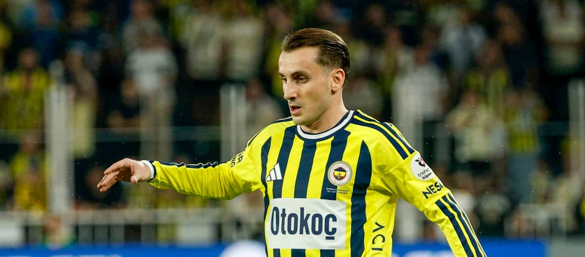 Fenerbahçe'den Kerem Aktürkoğlu açıklaması: Kafa travması geçirdi Fenerbahçe'den Kerem Aktürkoğlu açıklaması: Kafa travması geçirdi