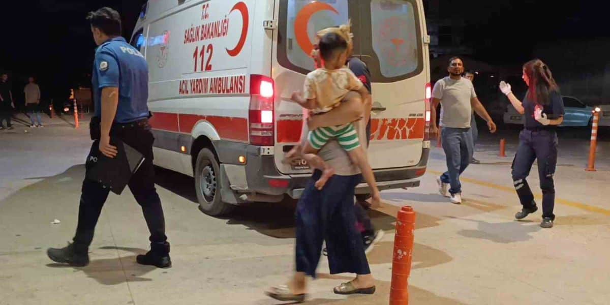 Tüfekten çıkan saçma baba ve 4 yaşındaki oğluna isabet etti Tüfekten çıkan saçma baba ve 4 yaşındaki oğluna isabet etti