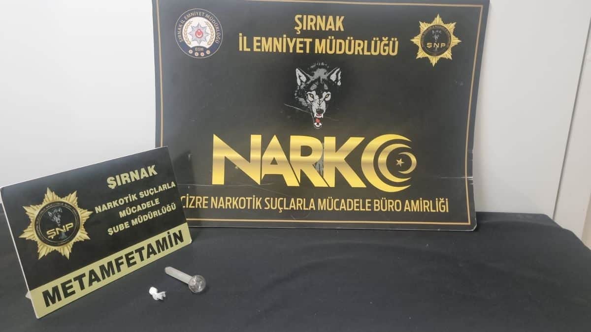 Şırnak'ta 127 Adrese Kaçakçılık Operasyonu: 21 Milyon TL Değerinde Malzeme Ele Geçirildi Şırnak'ta 127 Adrese Kaçakçılık Operasyonu: 21 Milyon TL Değerinde Malzeme Ele Geçirildi