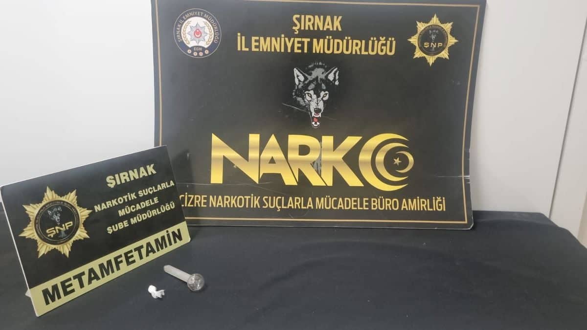 Şırnak'ta 127 Adrese Kaçakçılık Operasyonu: 21 Milyon TL Değerinde Malzeme Ele Geçirildi Şırnak'ta 127 Adrese Kaçakçılık Operasyonu: 21 Milyon TL Değerinde Malzeme Ele Geçirildi